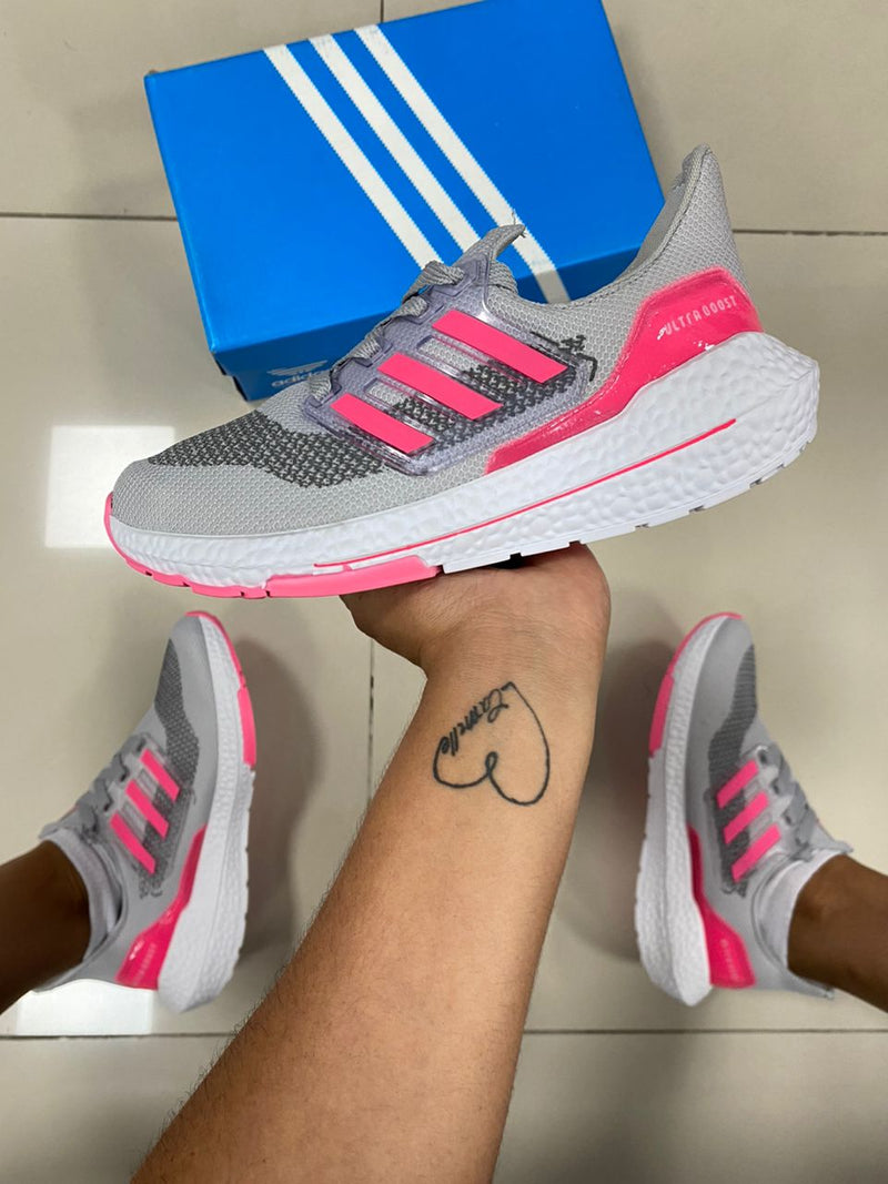 Ultra Boost Cinza/Rosa