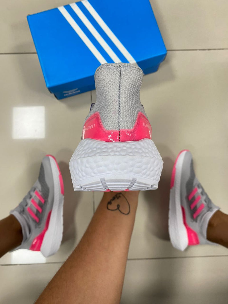 Ultra Boost Cinza/Rosa
