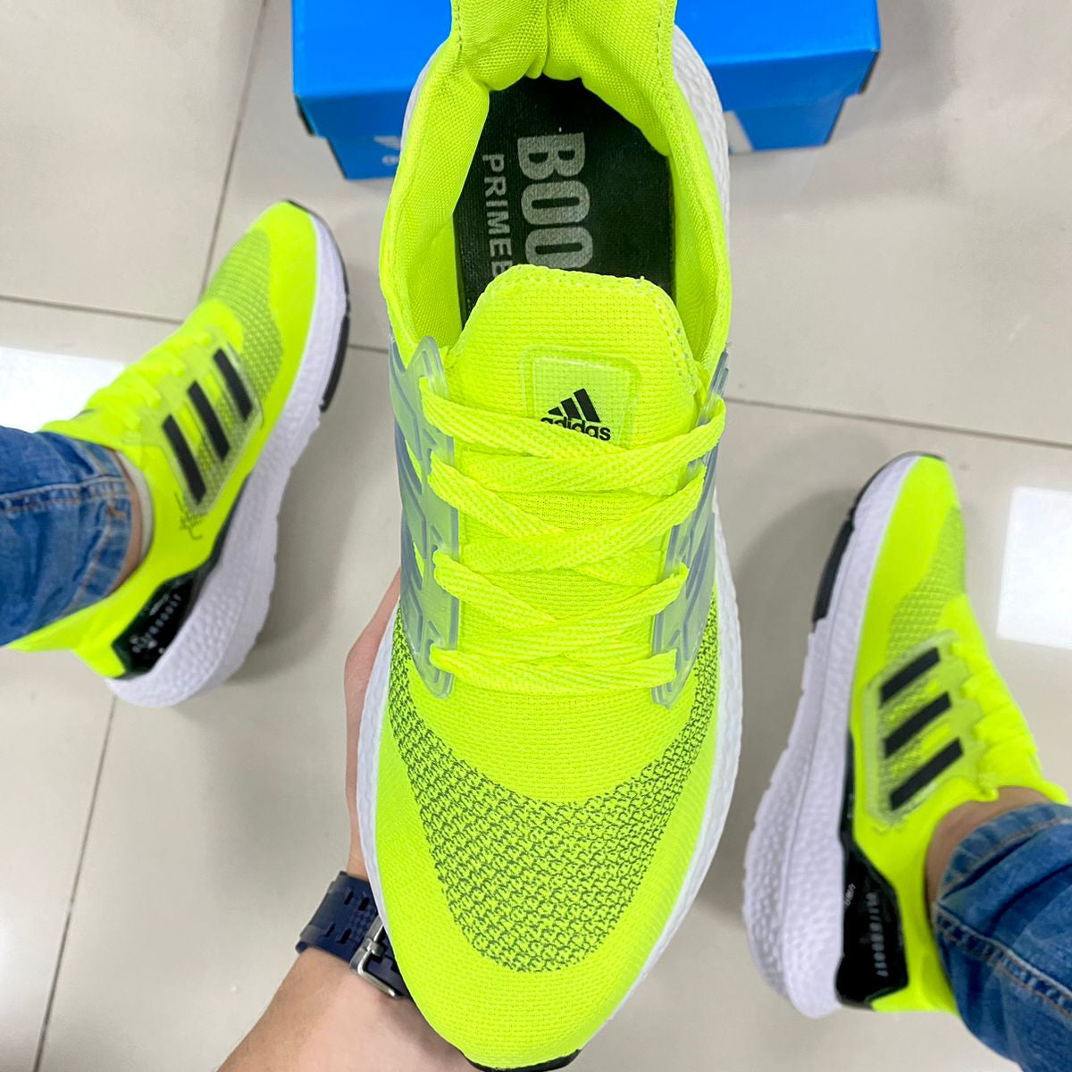 Ultra Boost Verde Neon