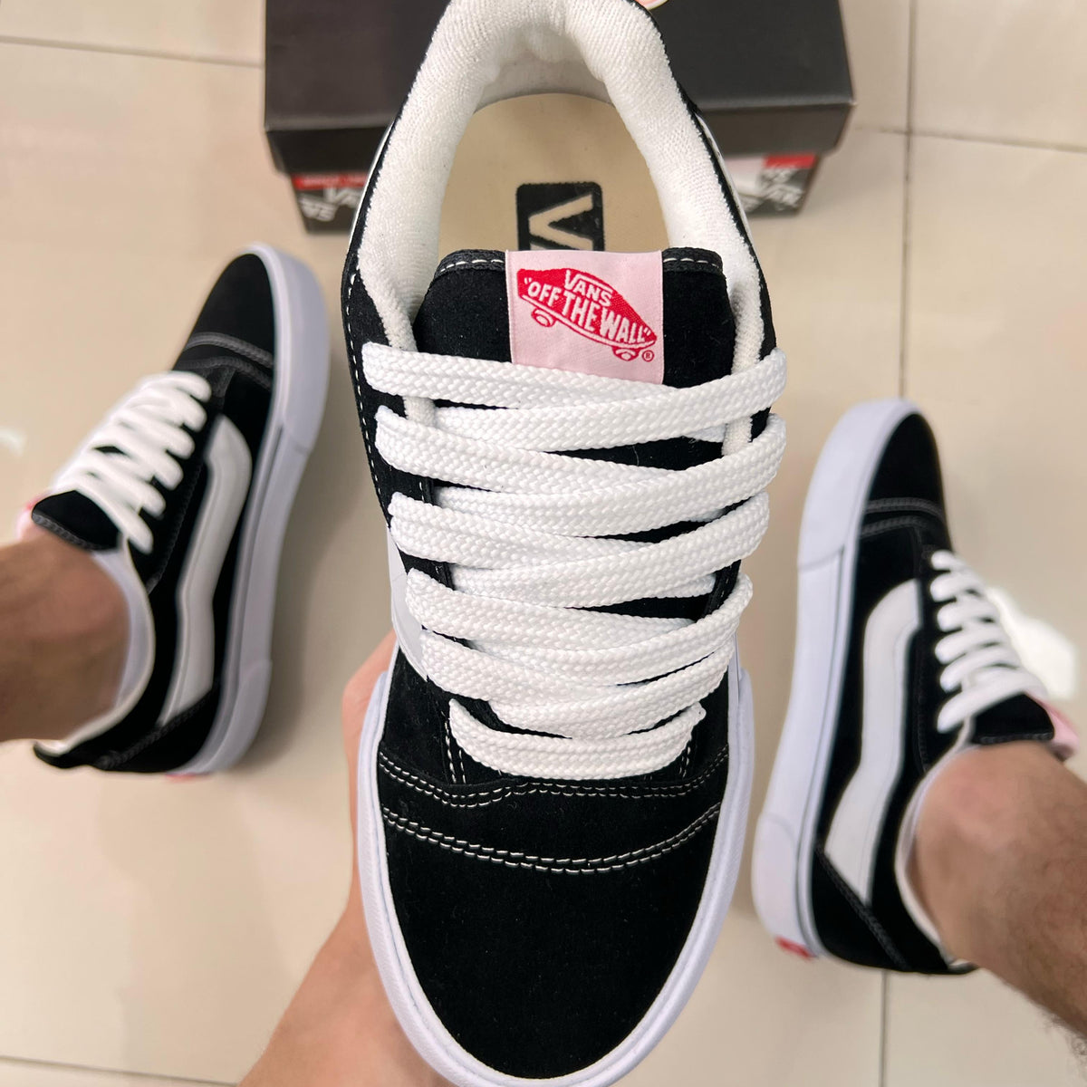 V@ns KINU School Preto/Branco Premium