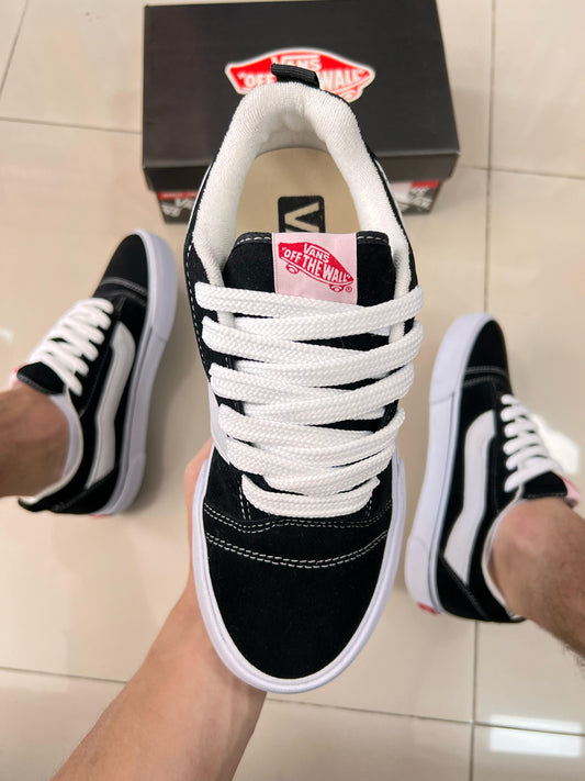 V@ns KINU School Preto/Branco Premium