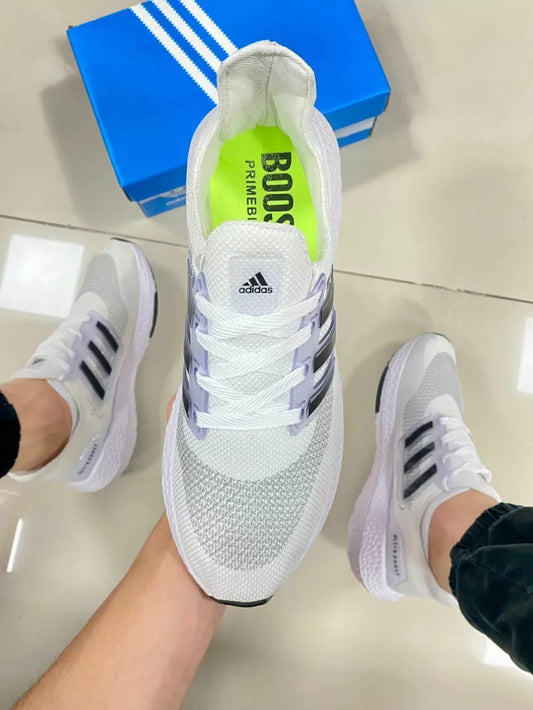 Ultra Boost Branco/Preto