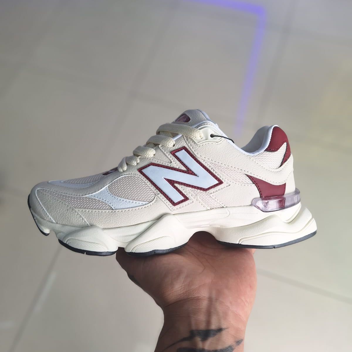 NB 9060 Bege/Vinho Premium