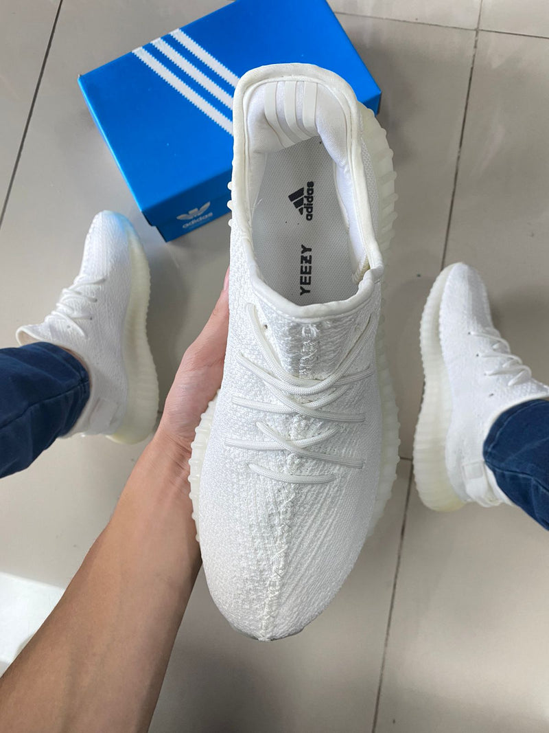 Yeezy Boost Branco Premium