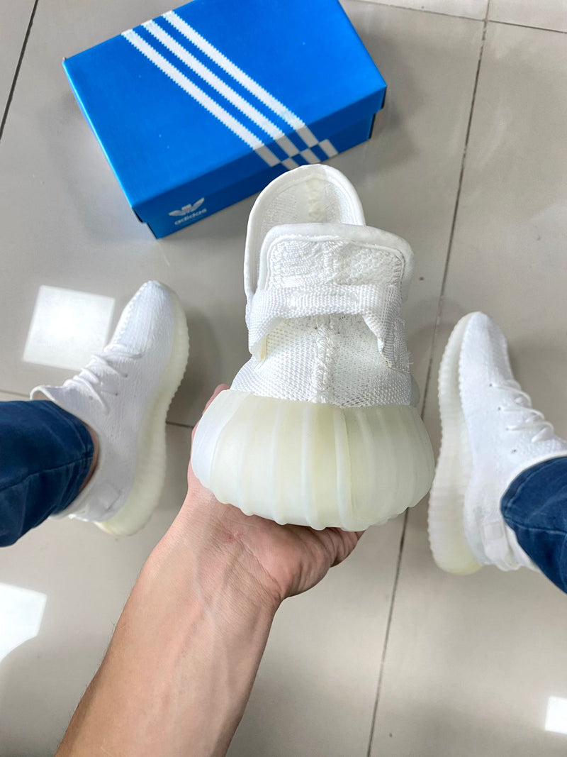Yeezy Boost Branco Premium