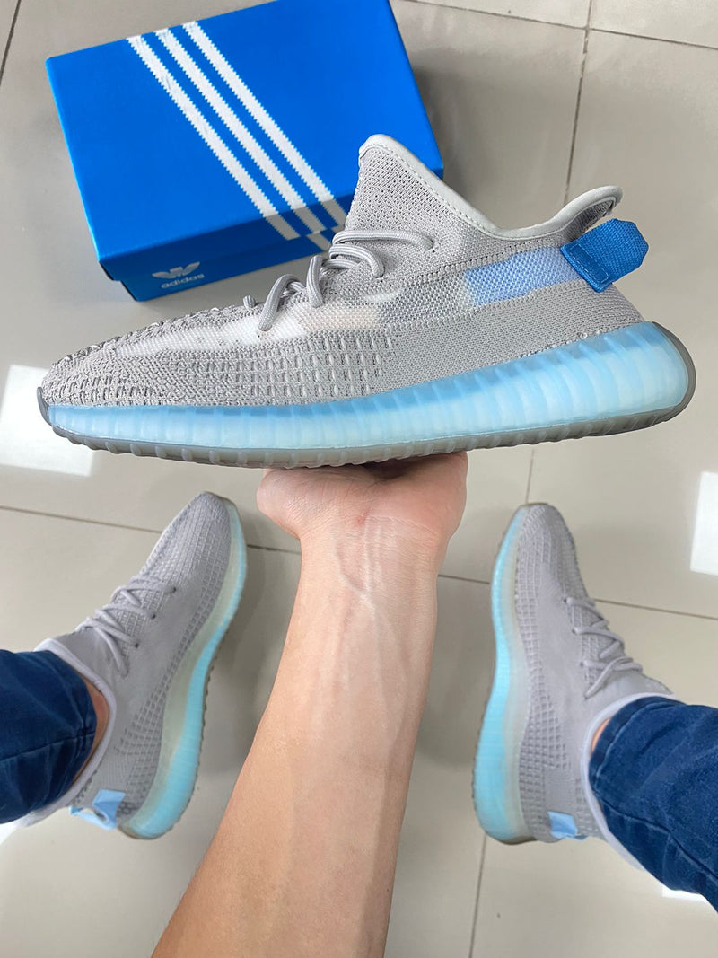 Yeezy Boost Cinza/Azul Premium
