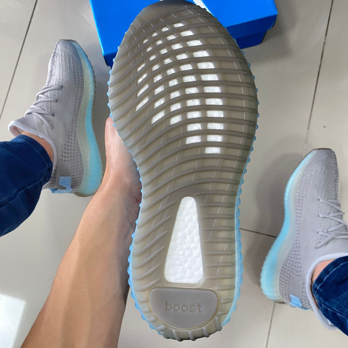 Yeezy Boost Cinza/Azul Premium