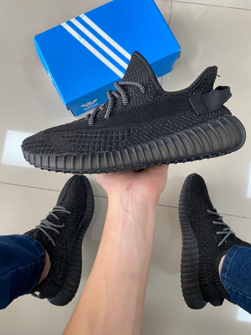 Yeezy Boost Preto Premium