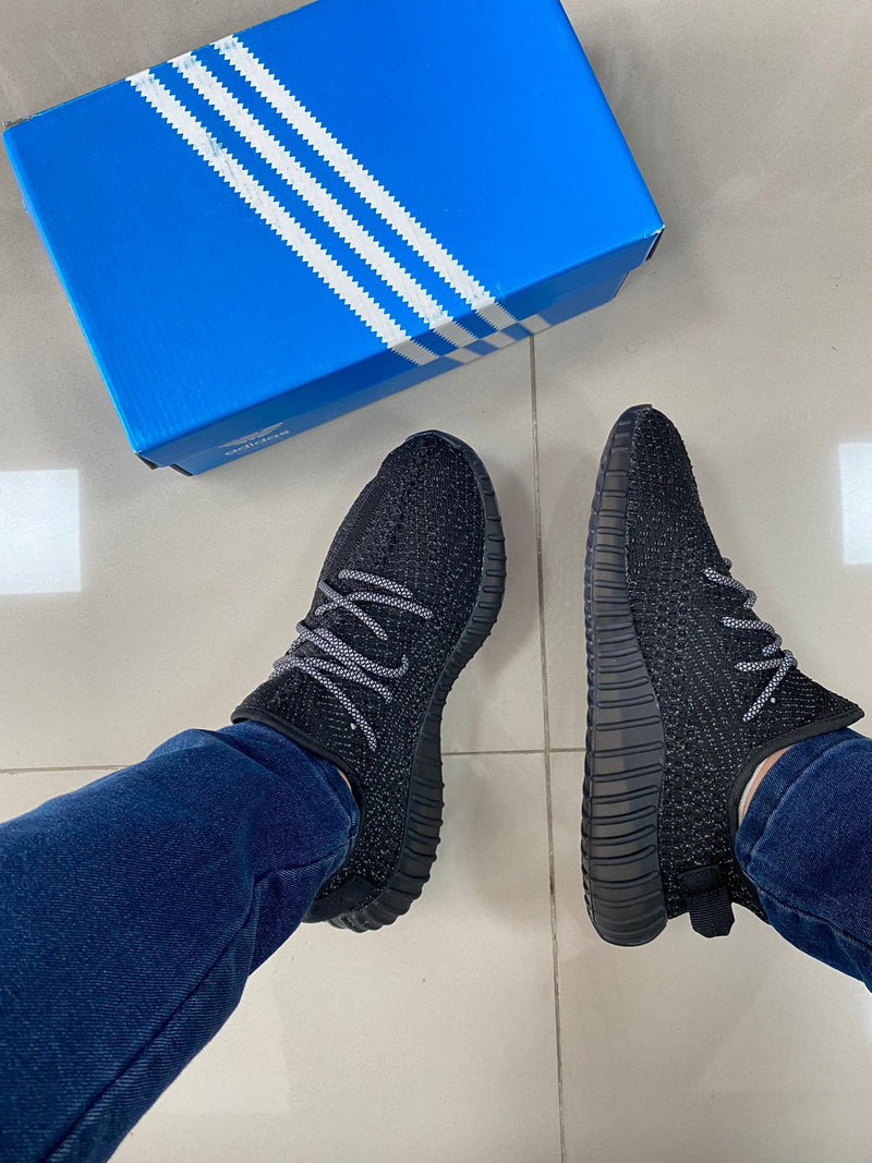 Yeezy Boost Preto Premium
