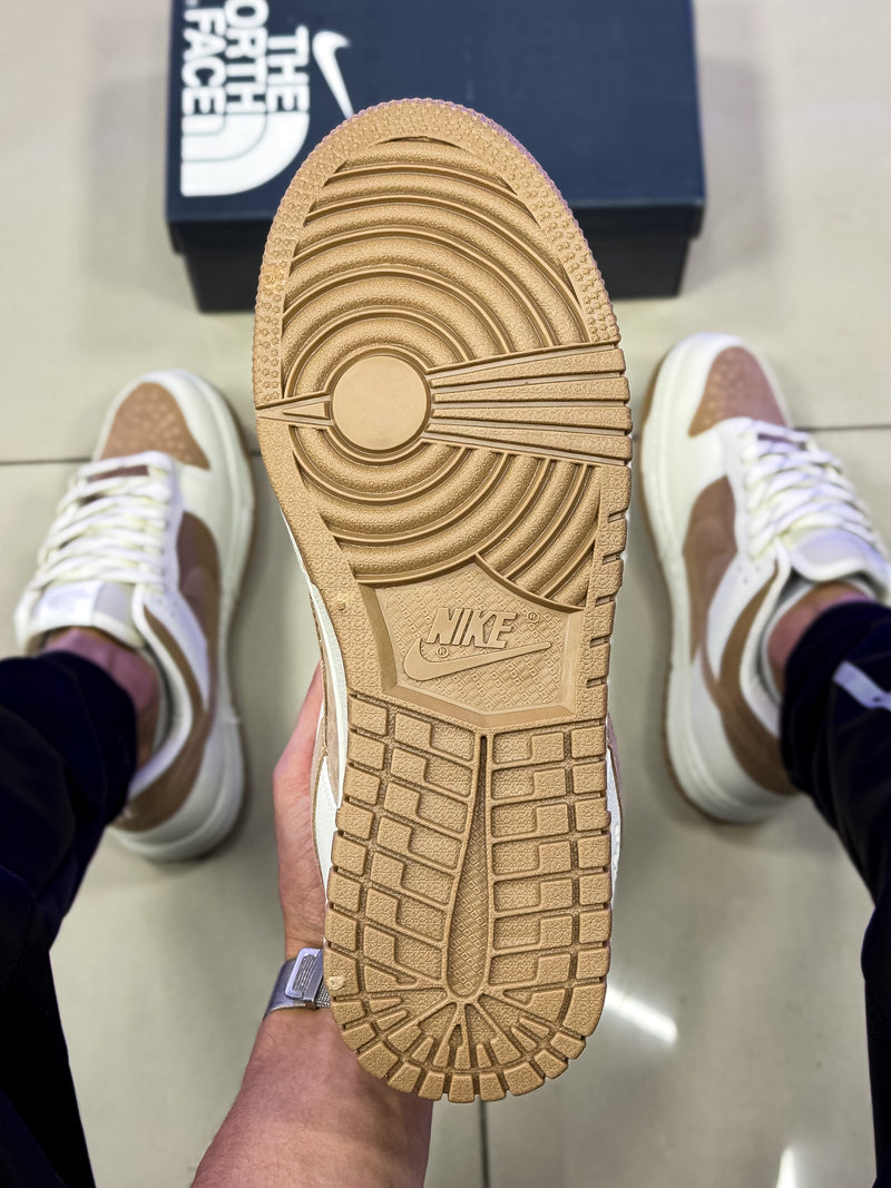 Dunk Low Bege/Areia Premium