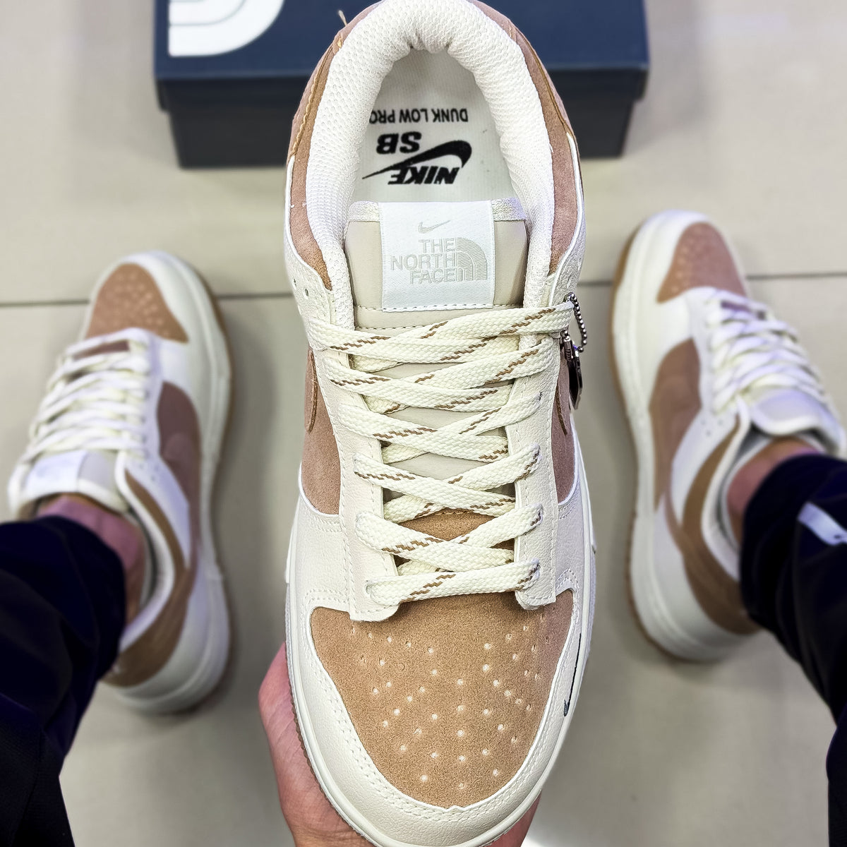 Dunk Low Bege/Areia Premium