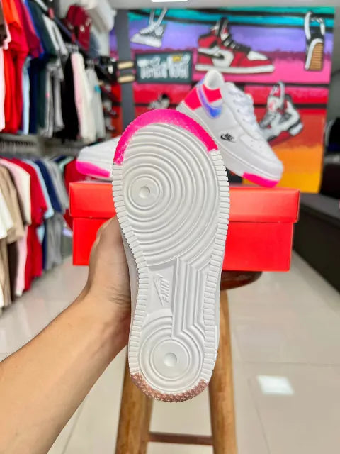Air Force 1 Holográfico Branco/Rosa Infantil