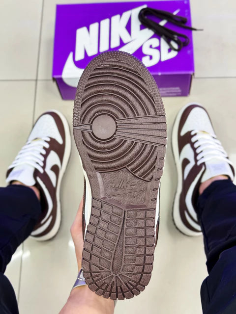 Dunk Low Cacau (Branco/Marrom) Premium