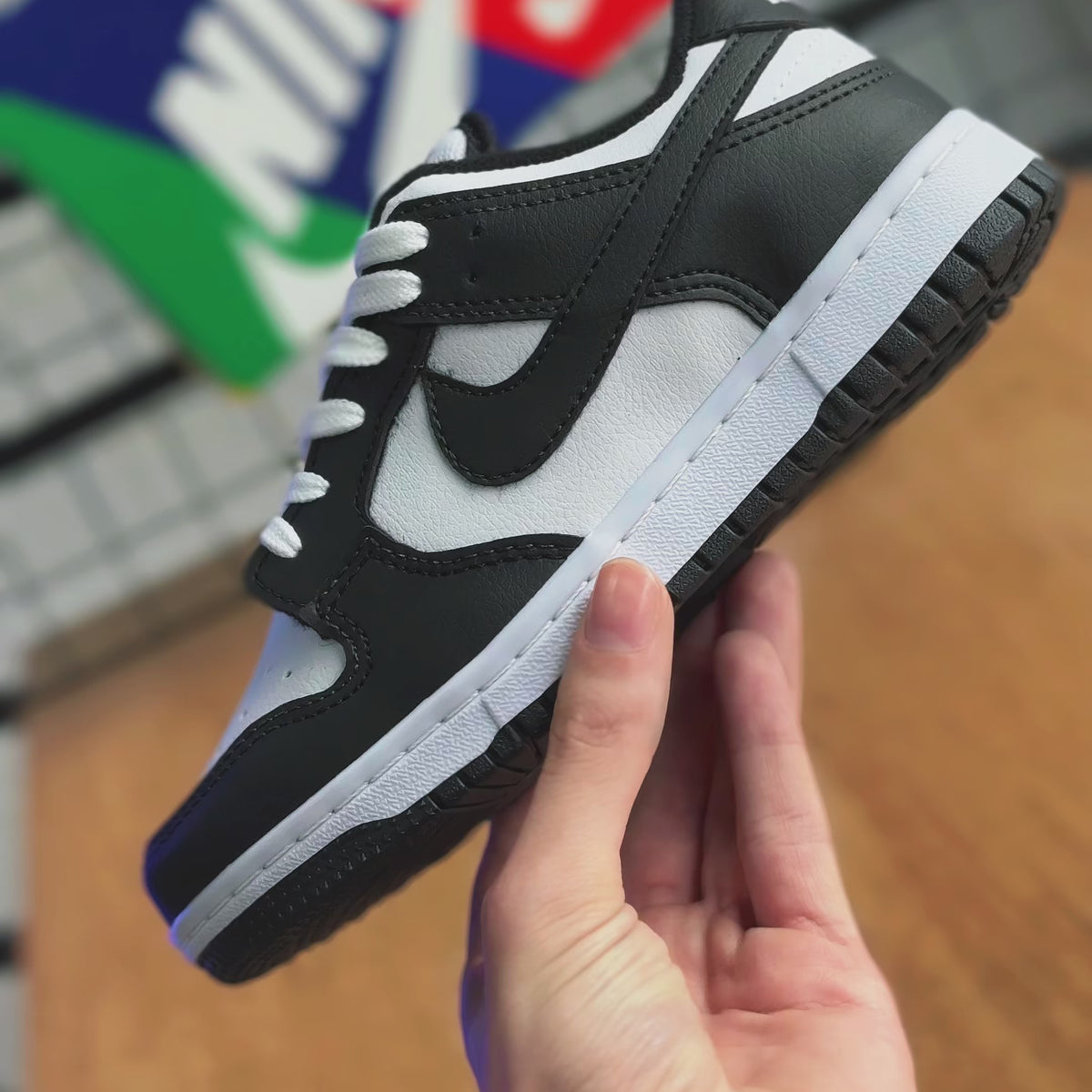 Dunk Low Branco/Preto Infantil