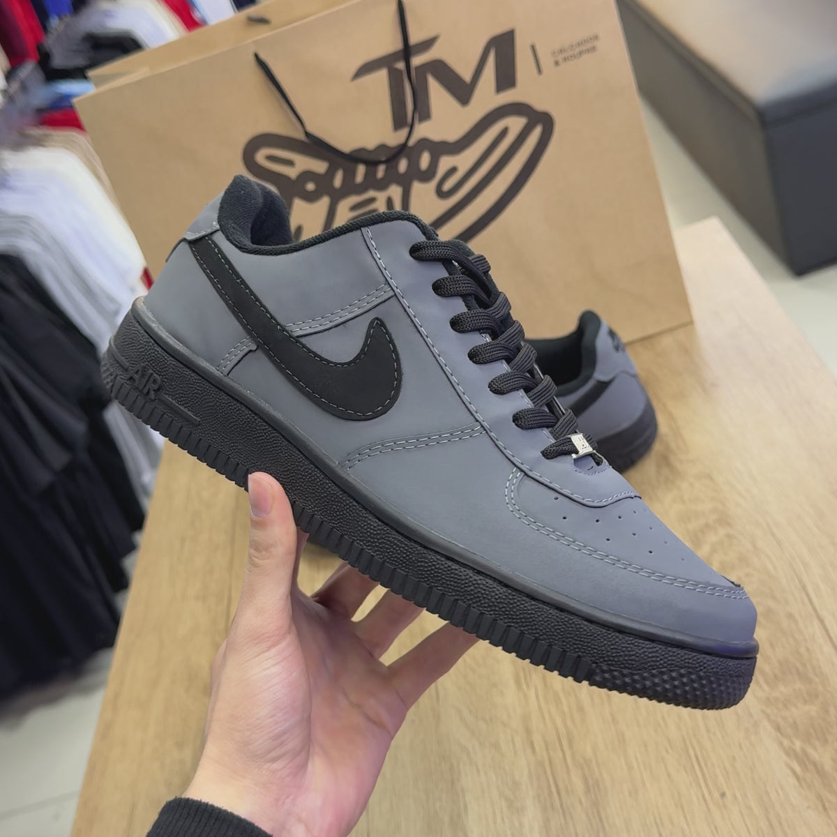 Air Force 1 Preto/Cinza Especial Premium