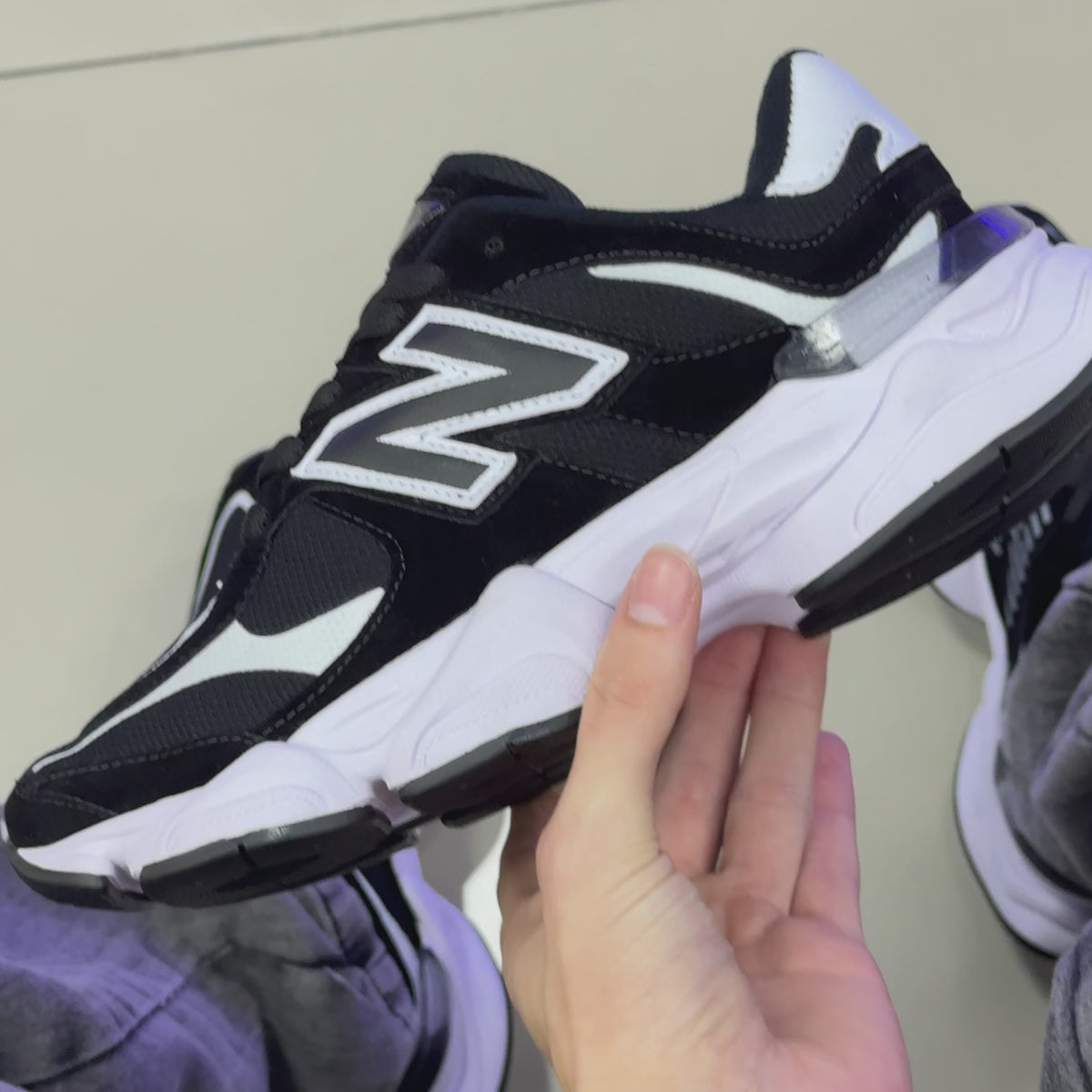 NB 9060 Preto/Gelo Premium