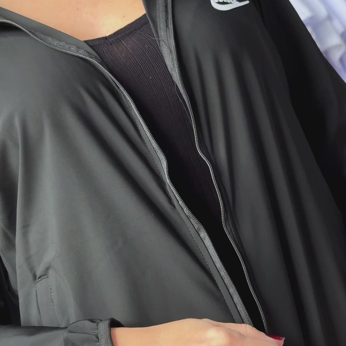 Corta Vento Feminino Preto
