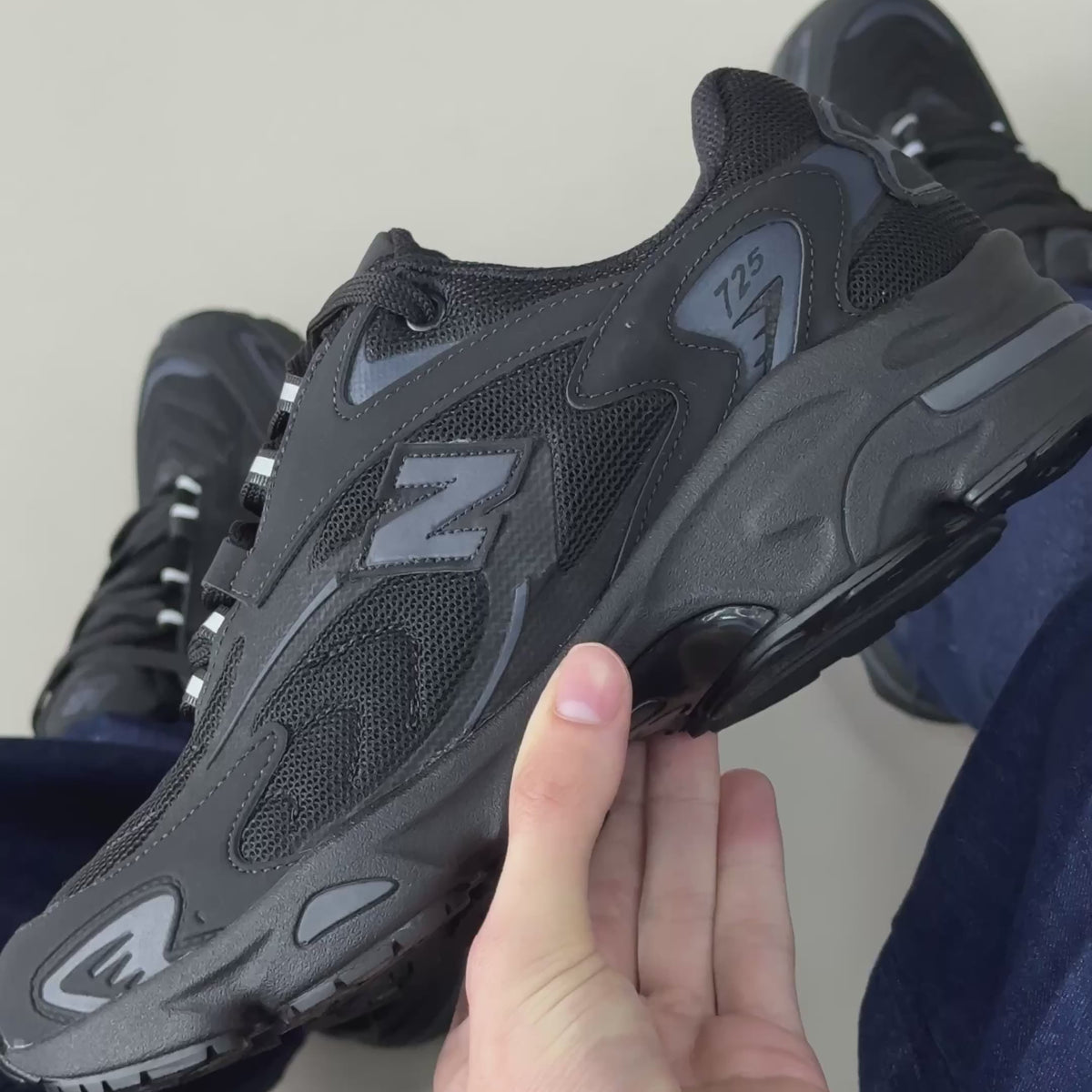 NB 725 Preto Premium