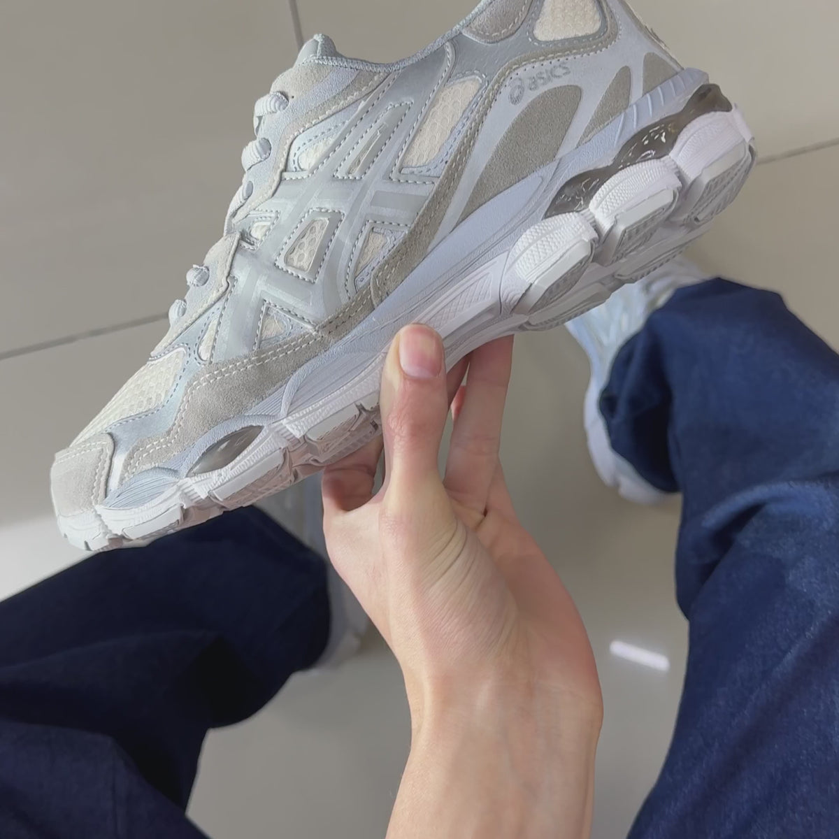 Asics Nyc Prata Premium