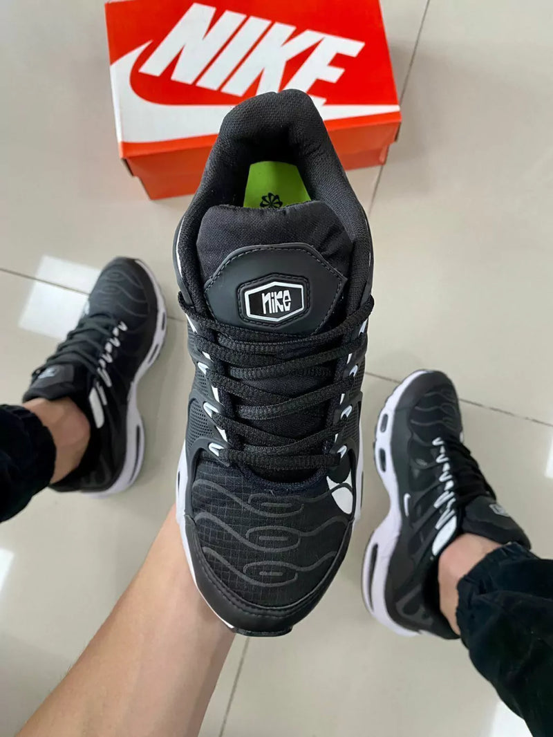 Air Max Ts Preto/Branco