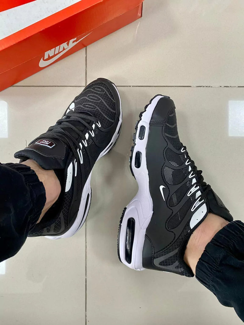 Air Max Ts Preto/Branco