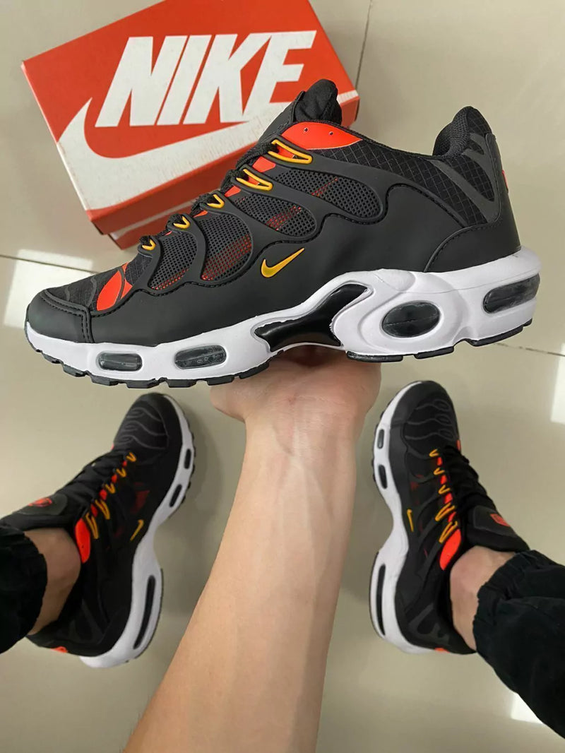 Air Max Ts Preto/Laranja