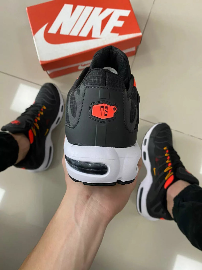 Air Max Ts Preto/Laranja