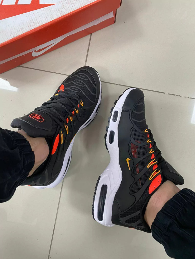 Air Max Ts Preto/Laranja